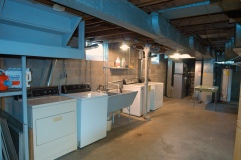 Basement: washer/dryer set for each apartment, independent heating/cooling and hot water for each appartment